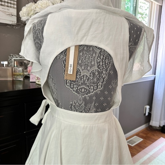DO+BE White Ruffle Wrap Romper – Size S (New with Tags) - Picture 5 of 15